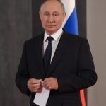 image-putin-gozleyir-1