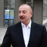 image-1755765843-d35880ad35-prezident-ilham-eliyev-fuzulide-sakinlerle-gorusde-sehidlerimize-ehtiramini-bir-daha-ifade-edib