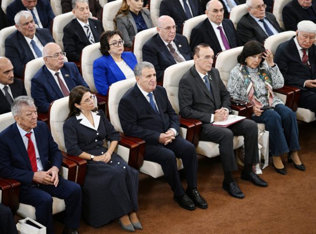 image-69085c71975ea69085c71975eb176215563369085c71975e869085c71975e9