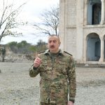 image-7a2428c5-07cd-32b4-a727-2e62d3fc4190_850