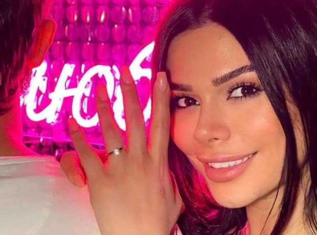 image-c937cc977ad3eadb8ad6bfe4a990c32f