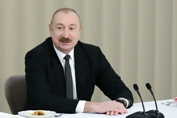 image-ilham-eliyev-pozitiv