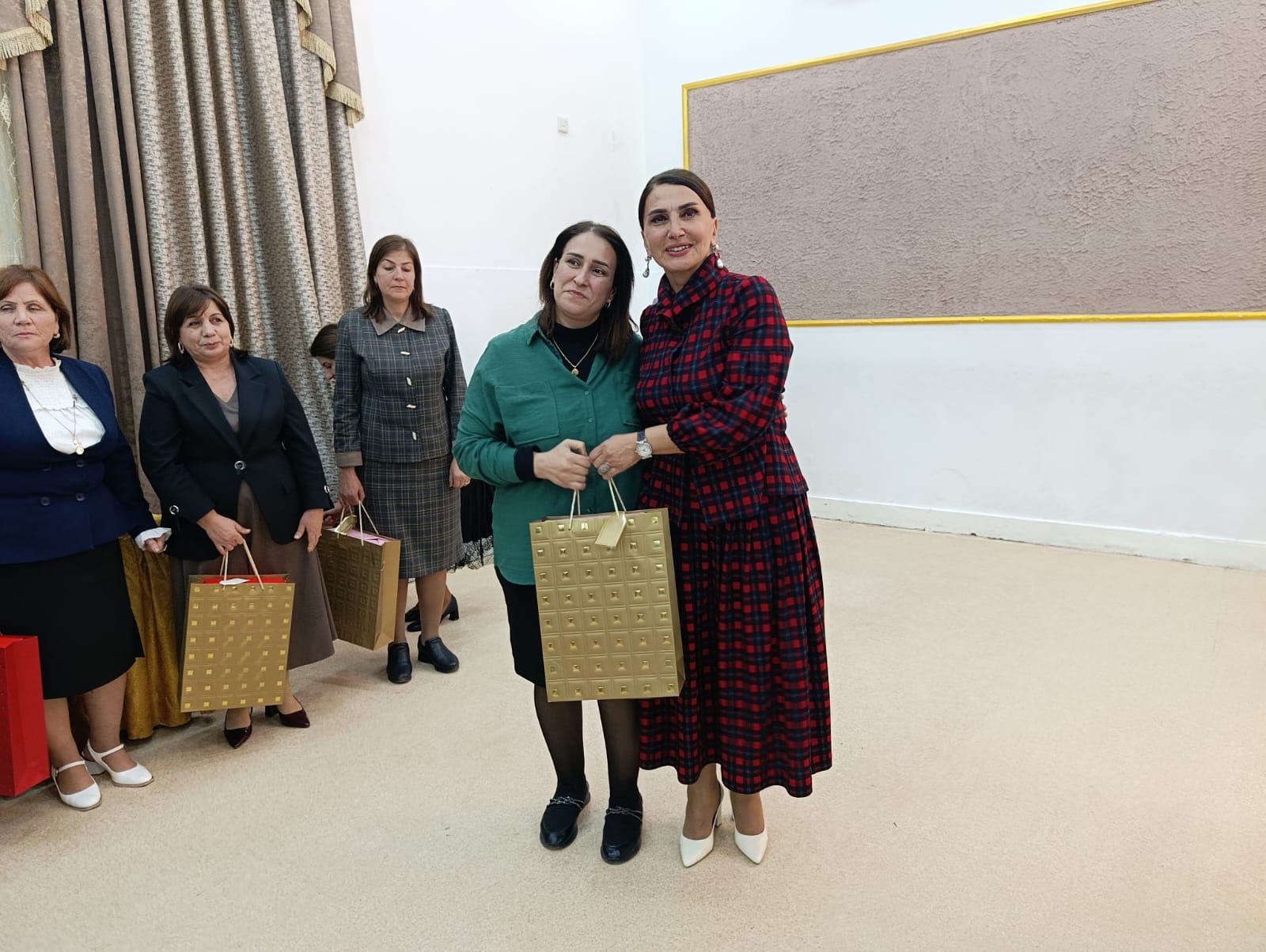 image-9391d2c0-cfc8-48aa-a8e1-5b22d145d234