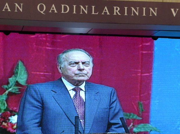 image-94165_6530d3d965347