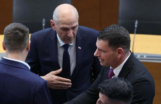 image-1776114925_photo_5400059942179378799_y