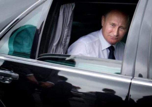 image-vladimir-putin-s-limo-7-696x462